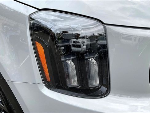Used 2025 Kia Telluride EX X-Line AWD/4WD image 33
