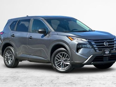 Used 2024 Nissan Rogue S FWD image 1