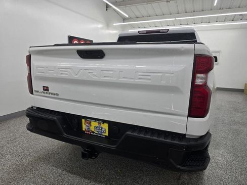 Used 2021 Chevrolet Silverado 1500 W/T w/ WT Value Package AWD/4WD image 8