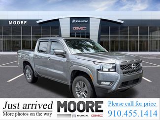 Used 2025 Nissan Frontier SV w/ SV Convenience Package AWD/4WD video 1