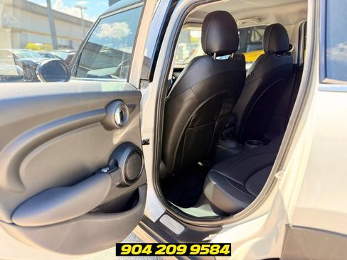 Used 2015 MINI Cooper 4-Door Hardtop FWD image 20