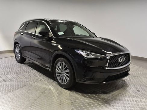 Certified 2025 INFINITI QX50 Luxe image 8