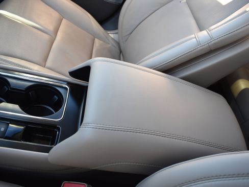 Used 2020 Lincoln Corsair Reserve w/ Elements Package image 23