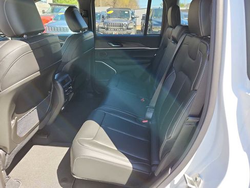 New 2024 Jeep Grand Cherokee Limited 4xe image 15