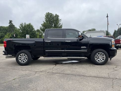 Used 2018 Chevrolet Silverado 3500 High Country w/ Duramax Plus Package AWD/4WD image 5