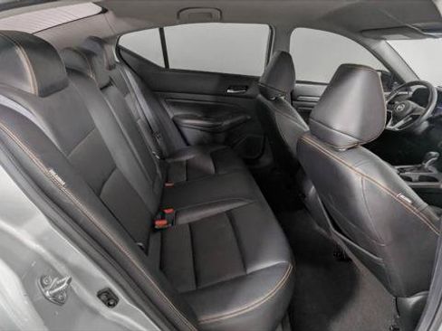 Used 2022 Nissan Altima 2.5 SR FWD image 21