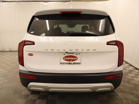Used 2022 Kia Telluride LX FWD image 5