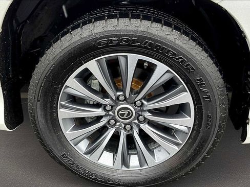 Used 2023 Lexus GX 460 Luxury image 34