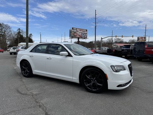 Used 2022 Chrysler 300 S image 24