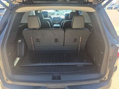 Used 2019 Chevrolet Traverse LT AWD/4WD image 35