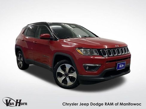 Used 2018 Jeep Compass Latitude w/ Popular Equipment Group image 1
