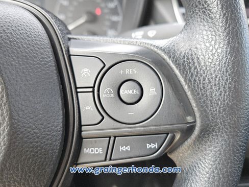 Used 2024 Toyota Corolla LE w/ LE Convenience Package FWD image 20