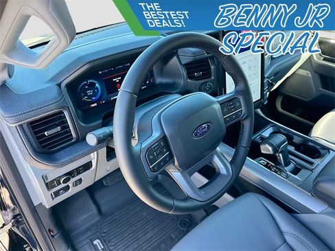 Used 2025 Ford F150 Lightning Flash image 9