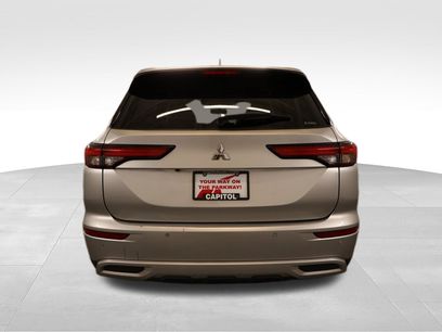Used 2024 Mitsubishi Outlander SE