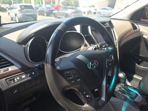 Used 2017 Hyundai Santa Fe Sport FWD image 8