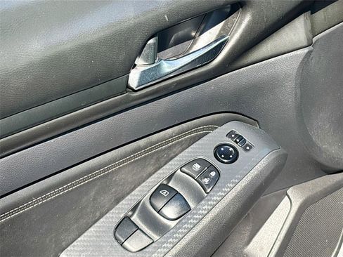 Used 2020 Nissan Altima 2.5 S image 18