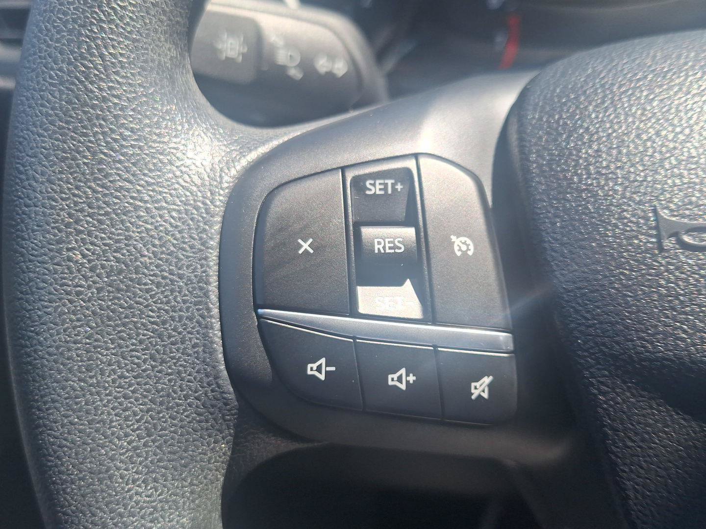 Used 2022 Ford Escape S AWD/4WD image 23