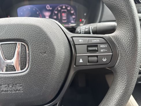 Used 2024 Honda Accord EX image 22