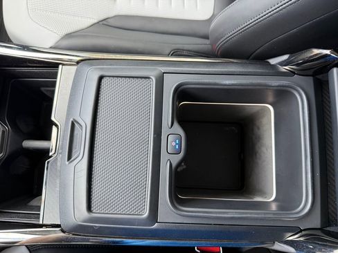 Used 2024 Land Rover Range Rover Sport AWD/4WD image 20