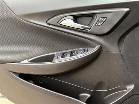Used 2025 Chevrolet Malibu LT FWD image 24
