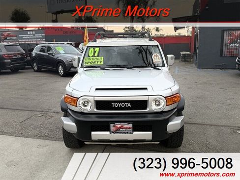Used 2007 Toyota FJ Cruiser 4WD image 3