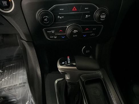 Used 2015 Dodge Charger R/T w/ Plus Group image 17