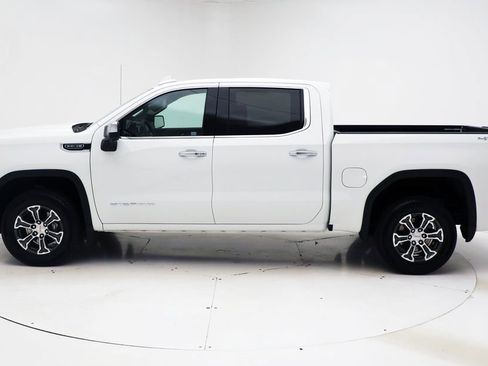 Used 2026 GMC Sierra 1500 SLT AWD/4WD image 6