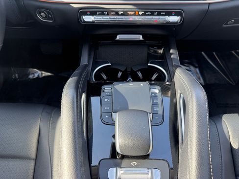 Used 2024 Mercedes-Benz GLS 450 4MATIC image 16