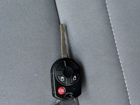 Used 2017 Ford Escape S FWD image 33