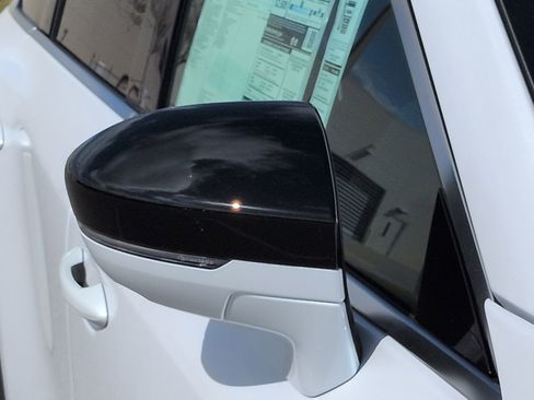 New 2026 INFINITI QX60 Luxe w/ Cargo Package image 13