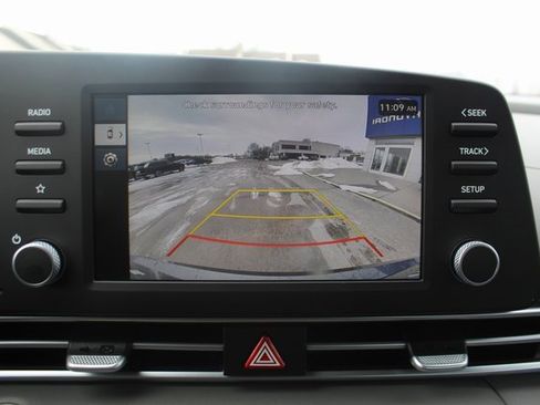 New 2026 Hyundai Elantra SEL Sport image 18