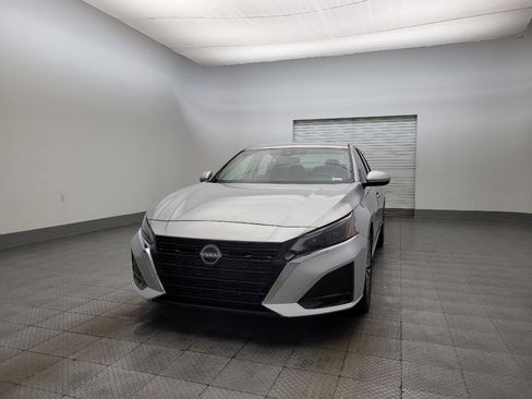 Used 2023 Nissan Altima 2.5 SV image 15