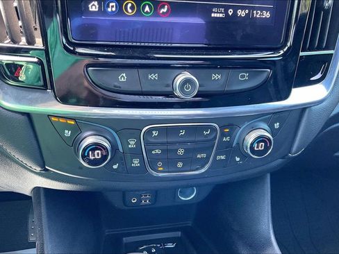 Used 2022 Chevrolet Traverse Premier w/ LPO, Floor Liner Package FWD image 32
