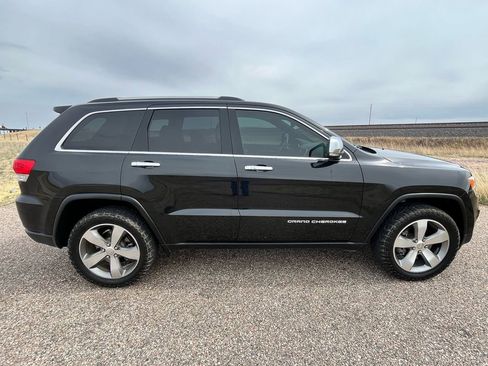 Used 2016 Jeep Grand Cherokee Limited image 6