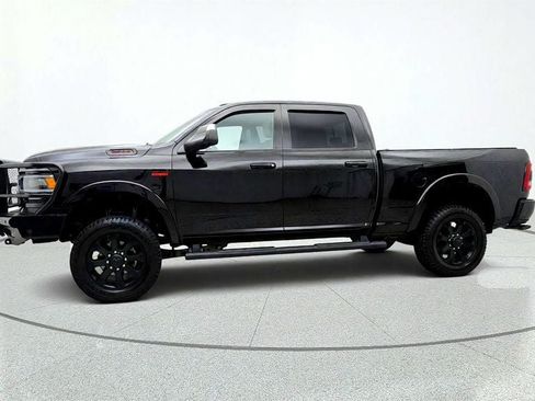 Used 2022 RAM 2500 Laramie w/ Night Edition AWD/4WD image 8