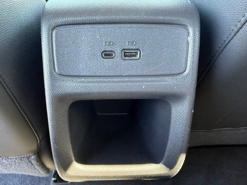 Used 2025 Chevrolet Trax LT FWD image 13