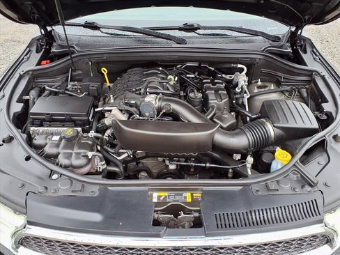 Used 2024 Dodge Durango SXT image 32