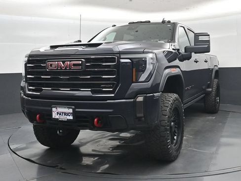 Used 2024 GMC Sierra 2500 AT4X w/ Snow Plow Prep/Camper Package AWD/4WD image 33