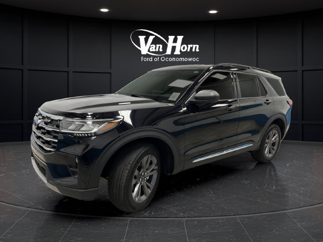 Used 2025 Ford Explorer Active w/ Active Comfort Package AWD/4WD image 3