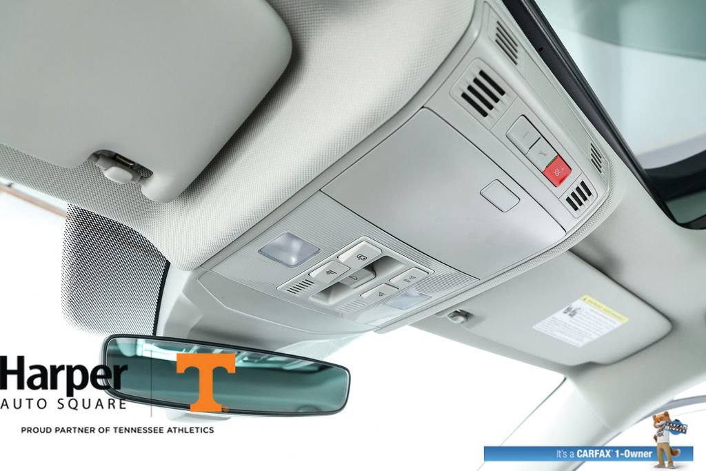 Used 2025 Volkswagen Jetta SE w/ Sunroof Package FWD image 26