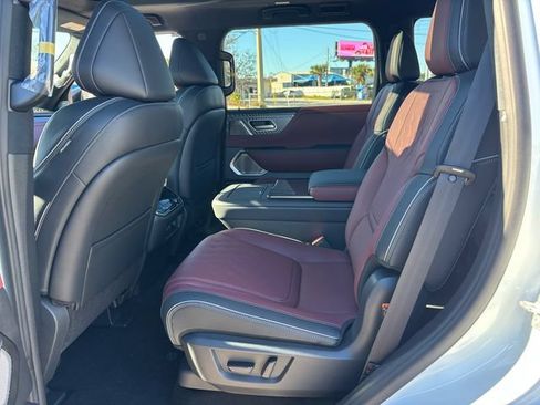 New 2026 INFINITI QX80 Autograph w/ Premium Cargo Package AWD/4WD image 13