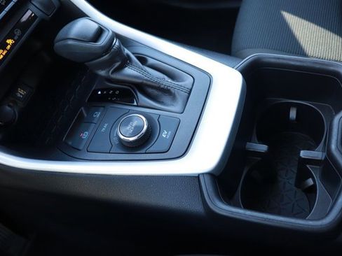 Used 2025 Toyota RAV4 LE image 17