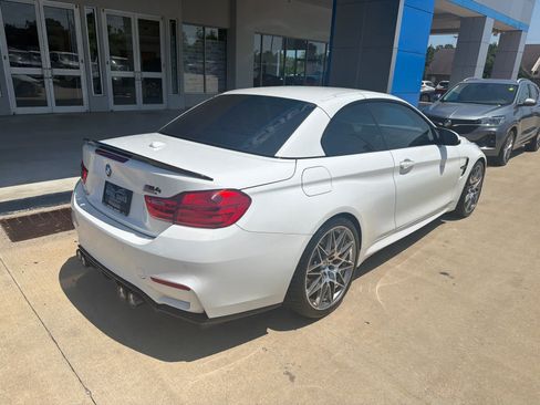 Used 2017 BMW M4 Convertible RWD image 6
