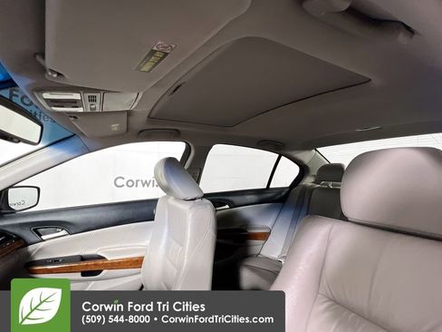 Used 2011 Honda Accord EX-L image 24