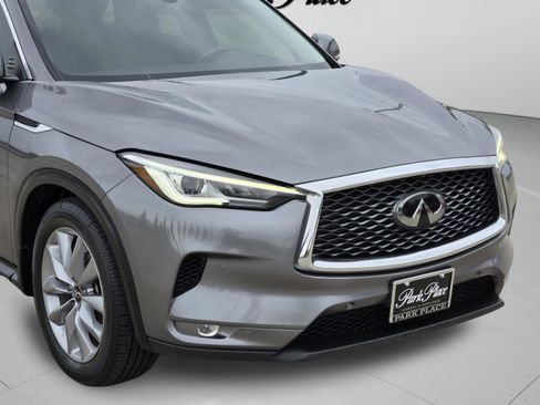 Used 2021 INFINITI QX50 Essential FWD image 32