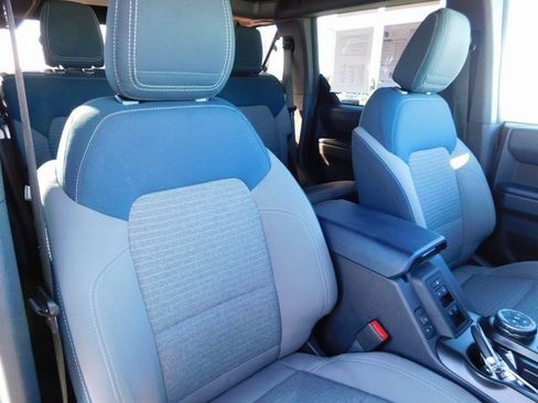 Used 2022 Ford Bronco Outer Banks image 19