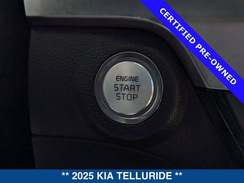Used 2025 Kia Telluride EX image 35