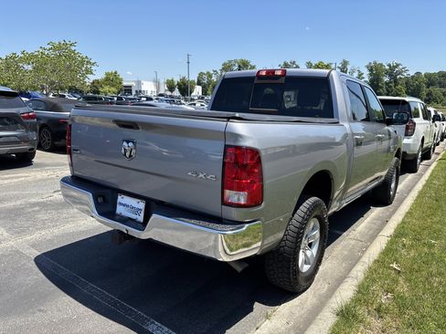 Used 2019 RAM 1500 Classic SLT w/ Luxury Group AWD/4WD image 22