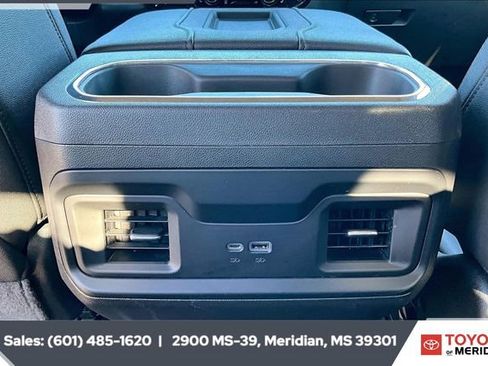 Used 2022 Chevrolet Silverado 1500 LT Trail Boss w/ LT Trail Boss Premium Package image 23