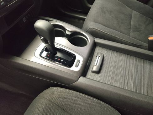 Used 2017 Honda Pilot EX image 26